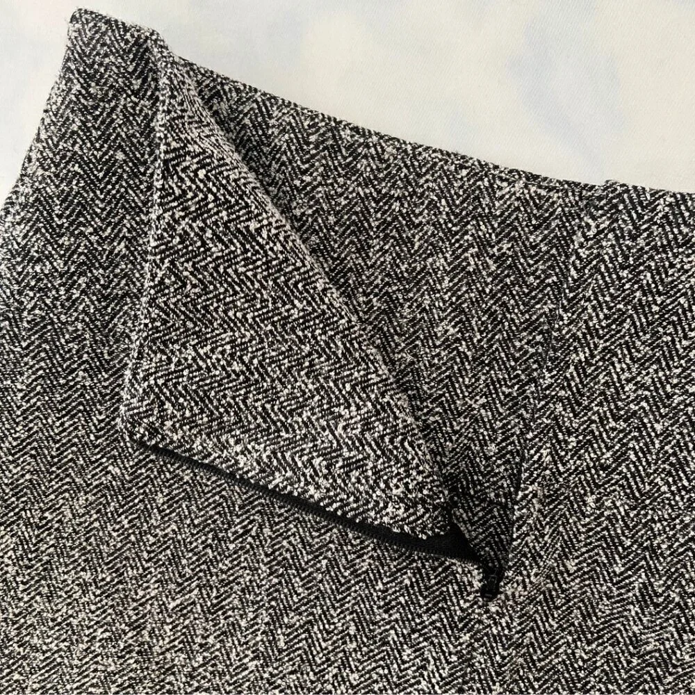 Vintage Wearever Grey & Black Herringbone Knit Mini Skirt